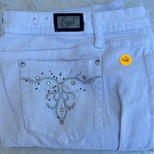 Earl white jean capris